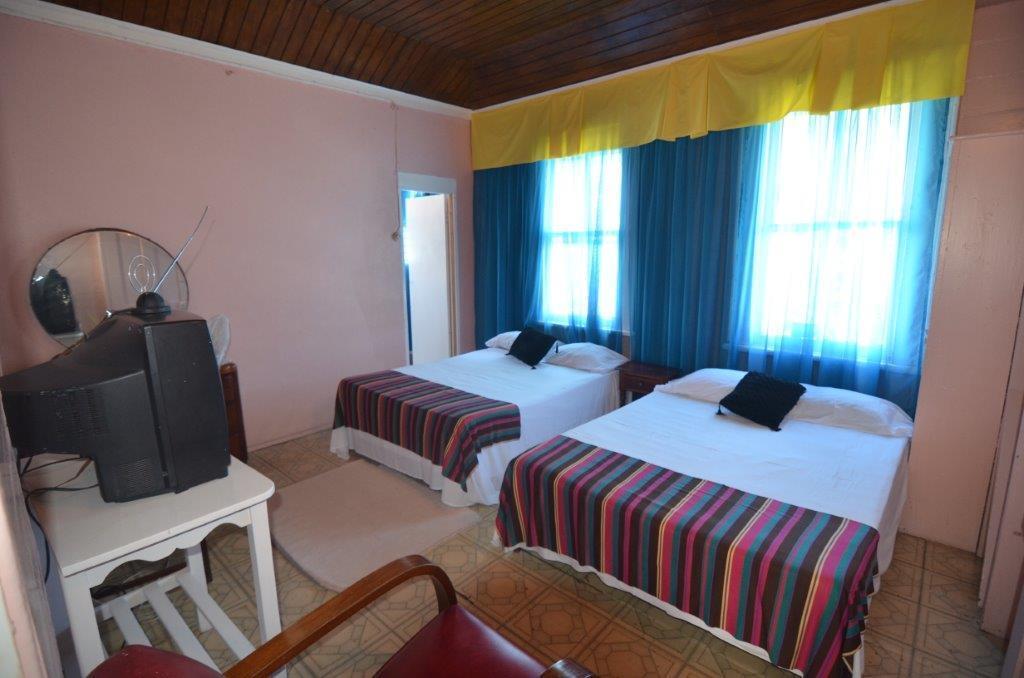 Holiday Home - Guest House Port Antonio Esterno foto