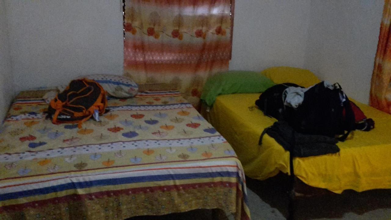 Holiday Home - Guest House Port Antonio Esterno foto